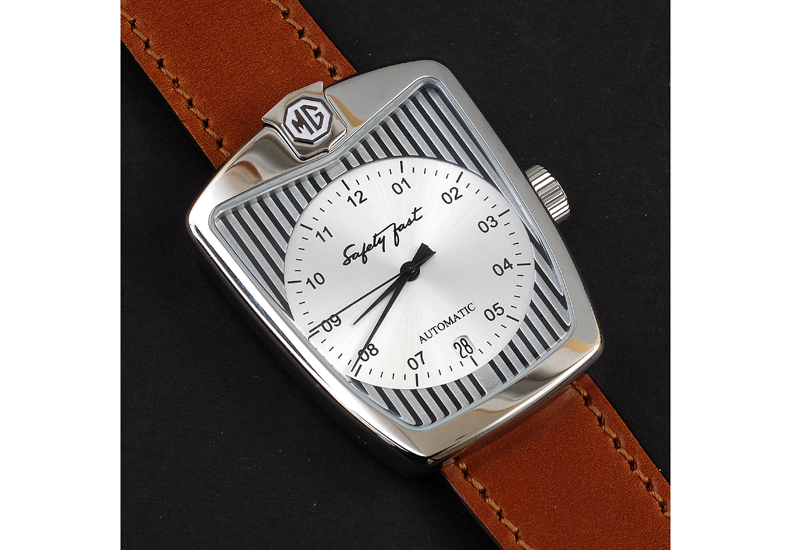 Mg watch front
